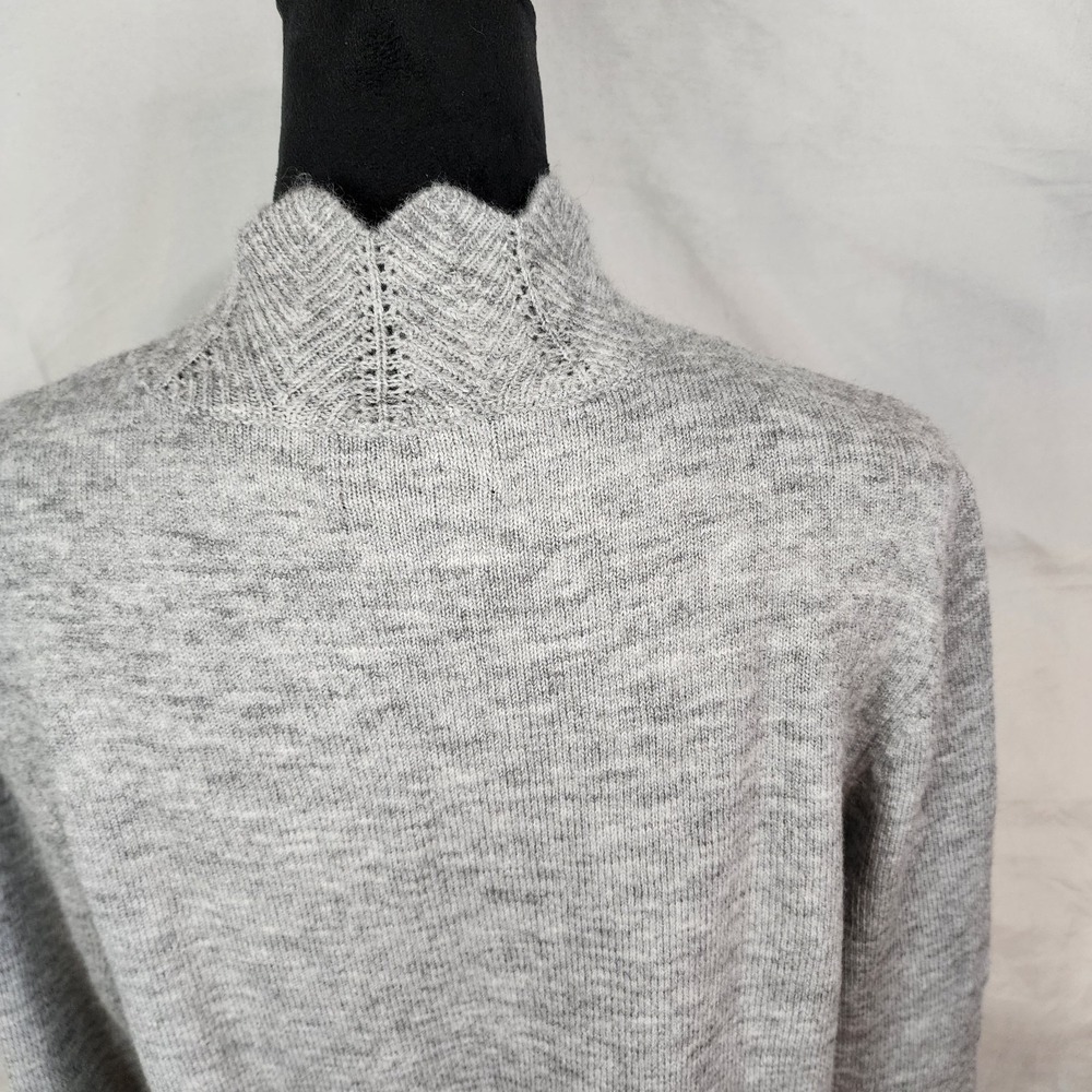 New! LIZ CLAIBORNE Size Large Lightweight Gray Sweater Preppy Career Winter Cozy - Picture 6 of 9